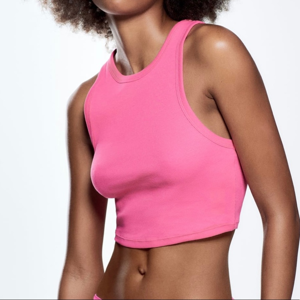 ZARA RIBBED T-SHIRT/TOP/TANK TOP , CROP TOP, NEW WITH TAG !